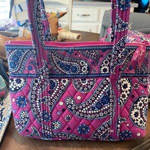 Vera bradley boysenberry pattern purse